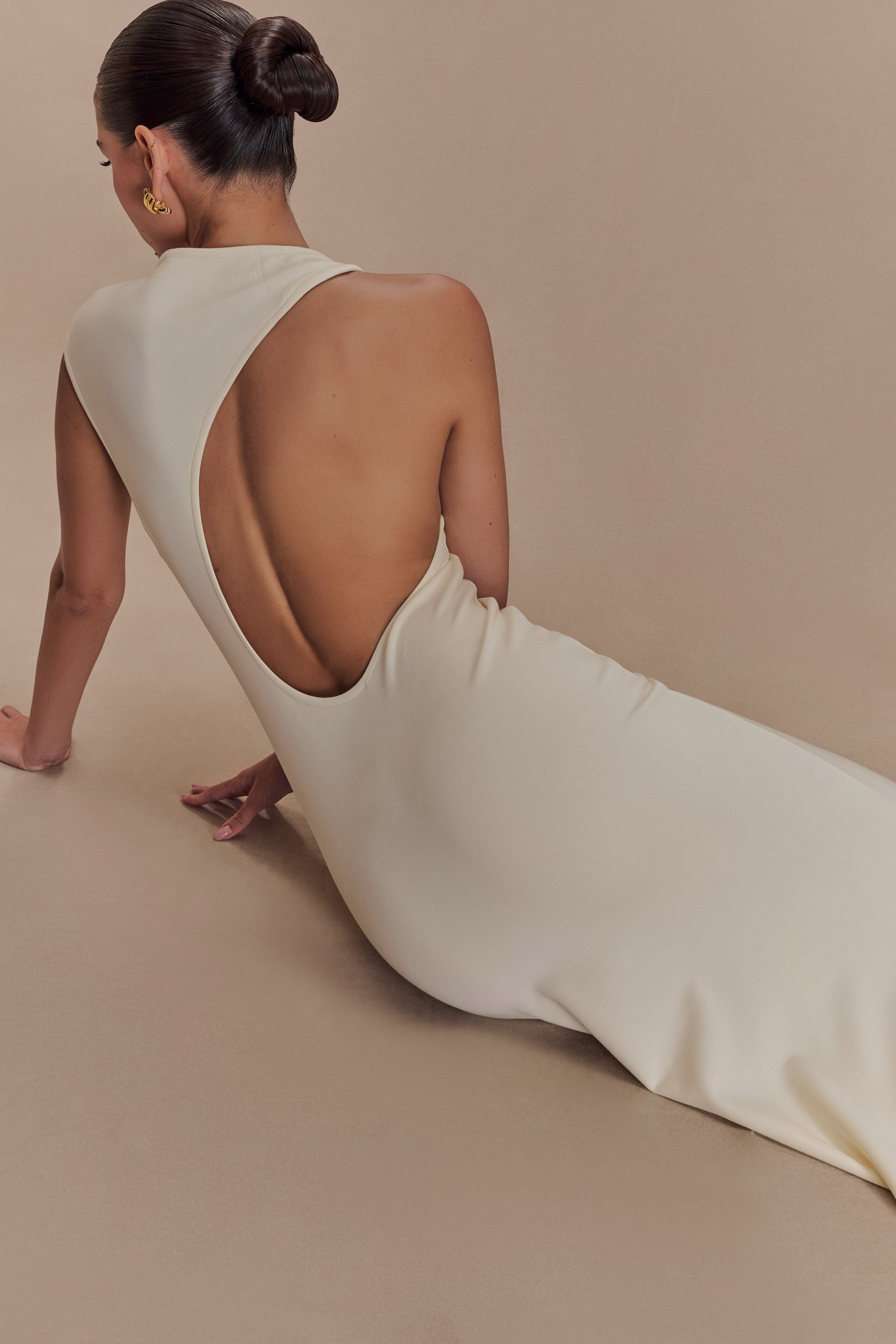 Neriah Cut-Out Gown – Ivory Flame