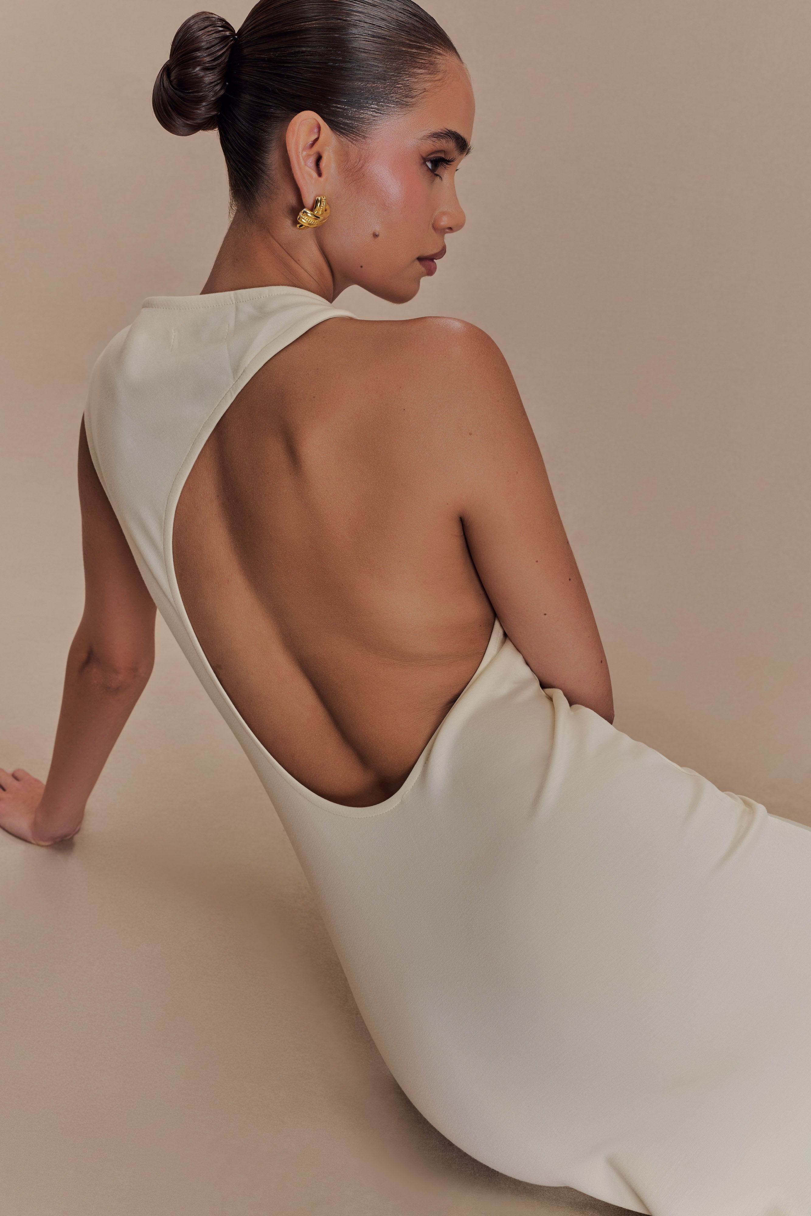 Neriah Cut-Out Gown – Ivory Flame