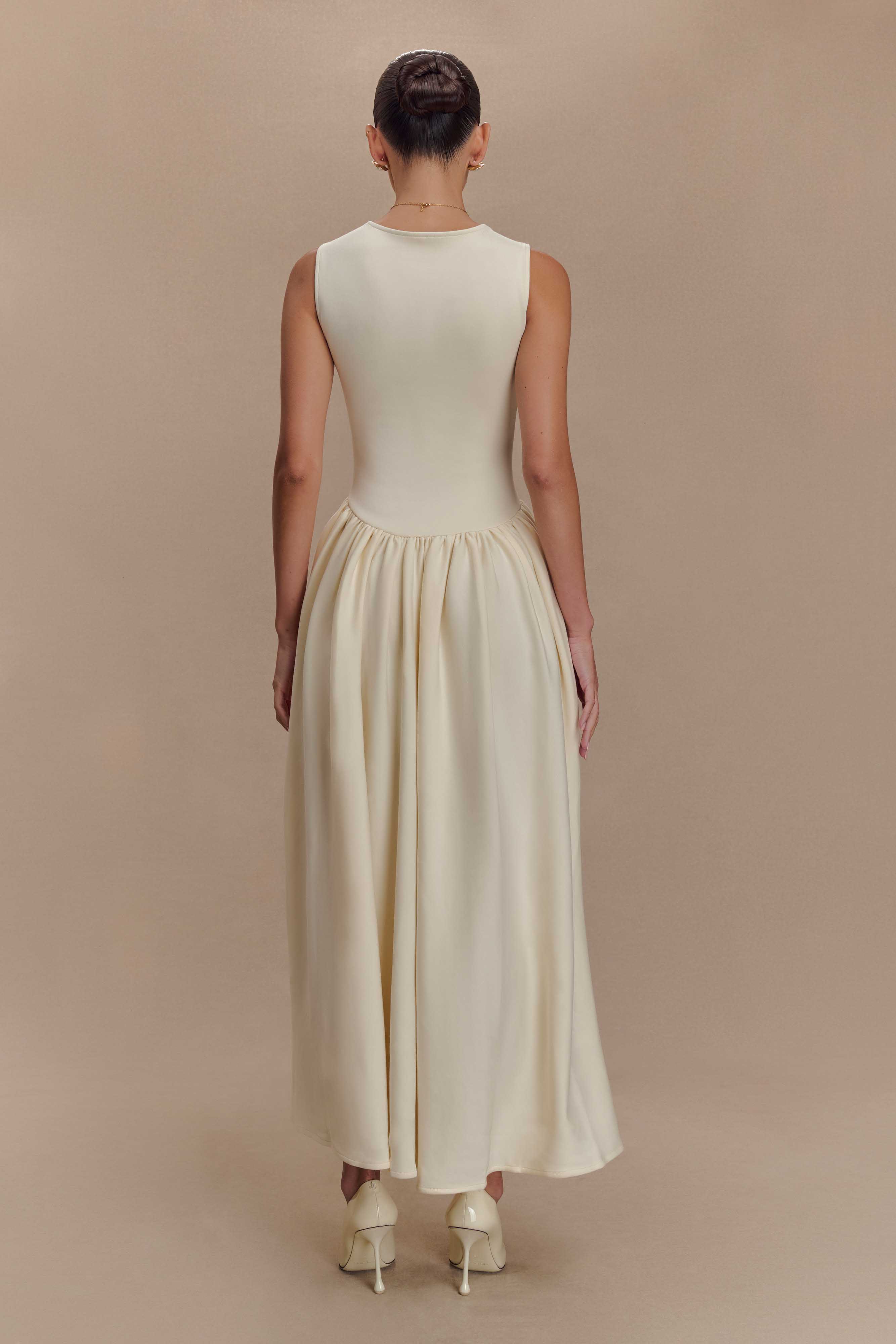 SABRINA MIDI DRESS – TIMELESS POISE