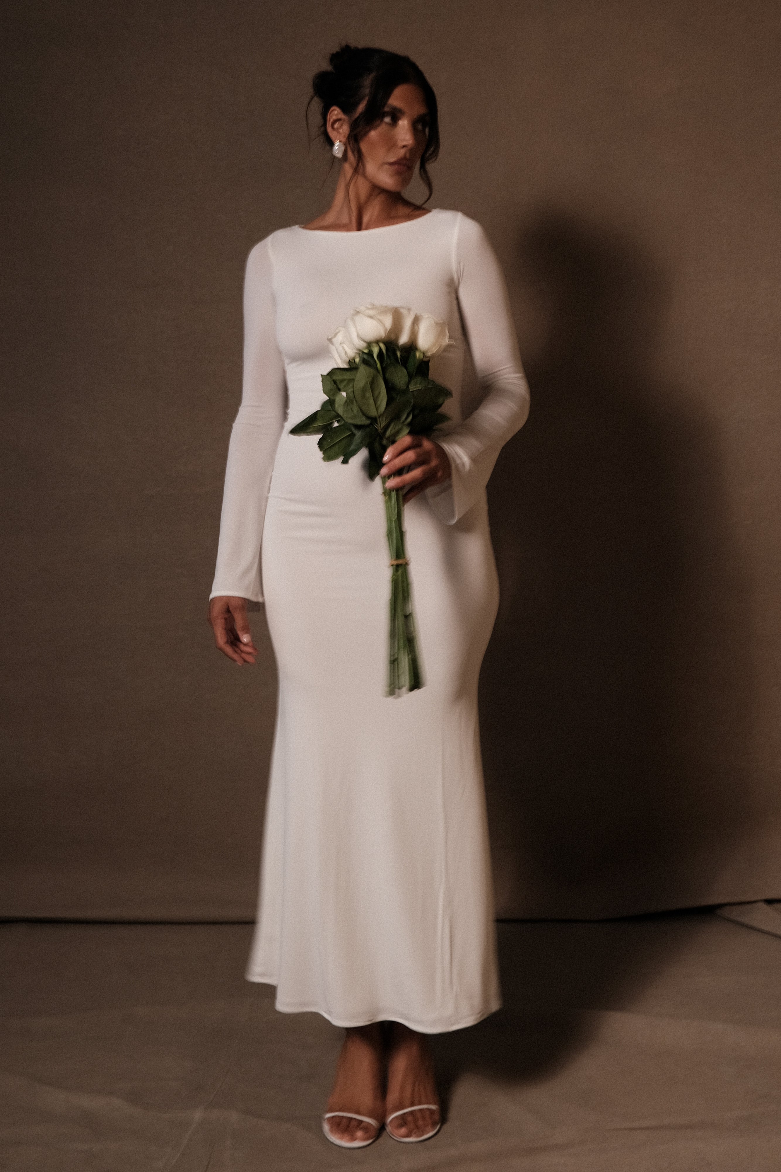 Amara Grace Gown – Ivory Elegance