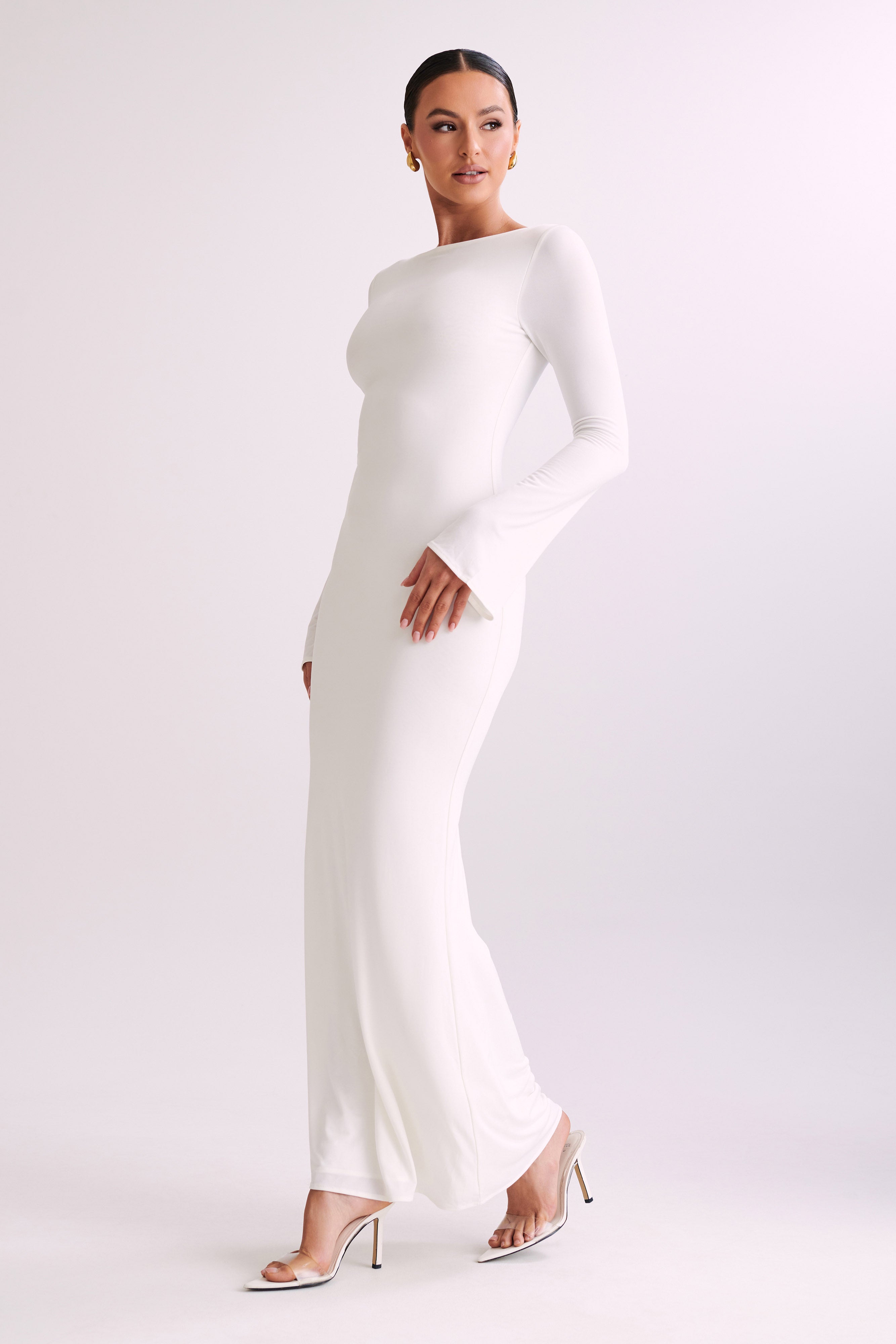 Amara Grace Gown – Ivory Elegance
