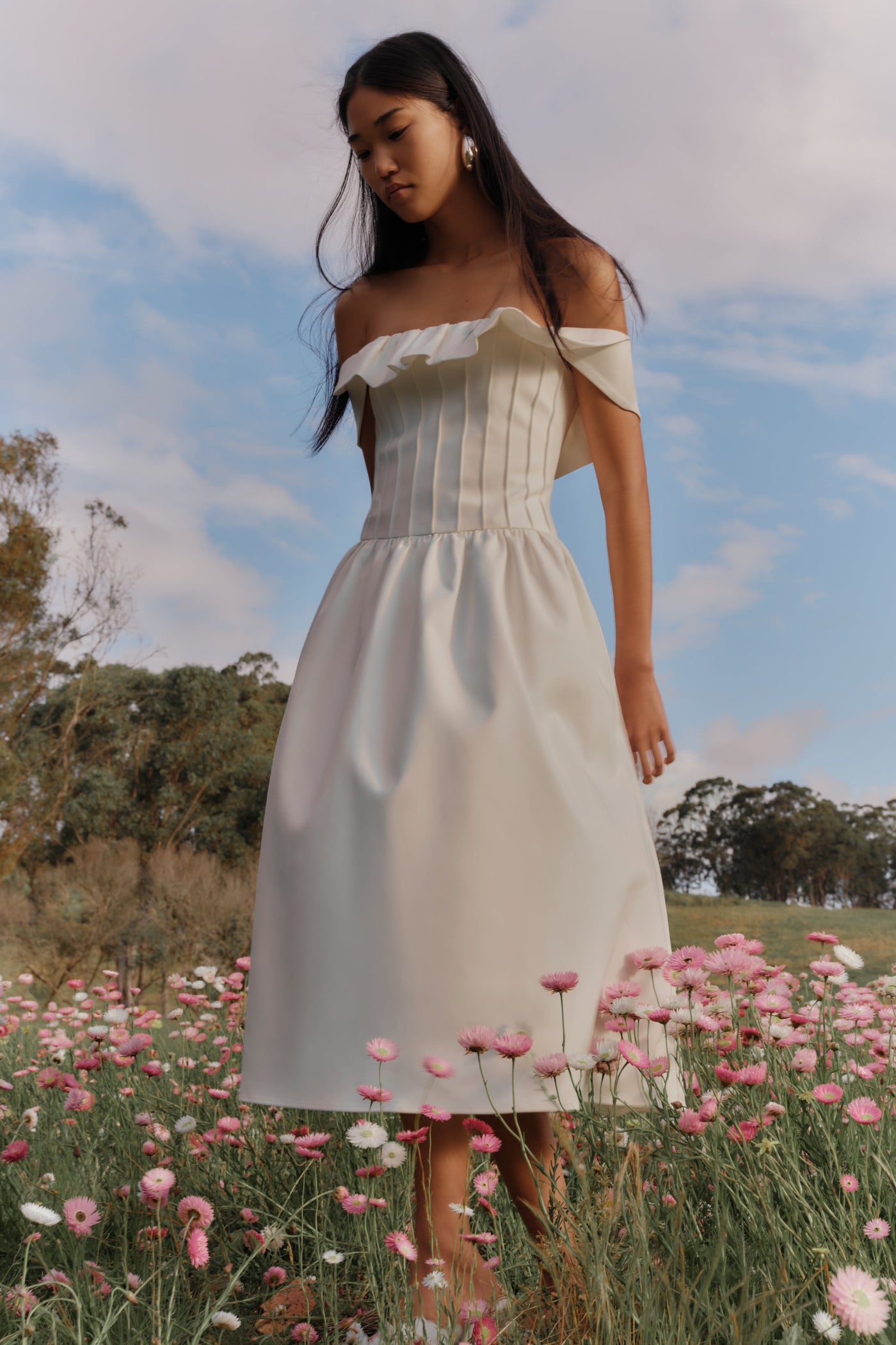 Amara Sol Midi – Pure White Grace