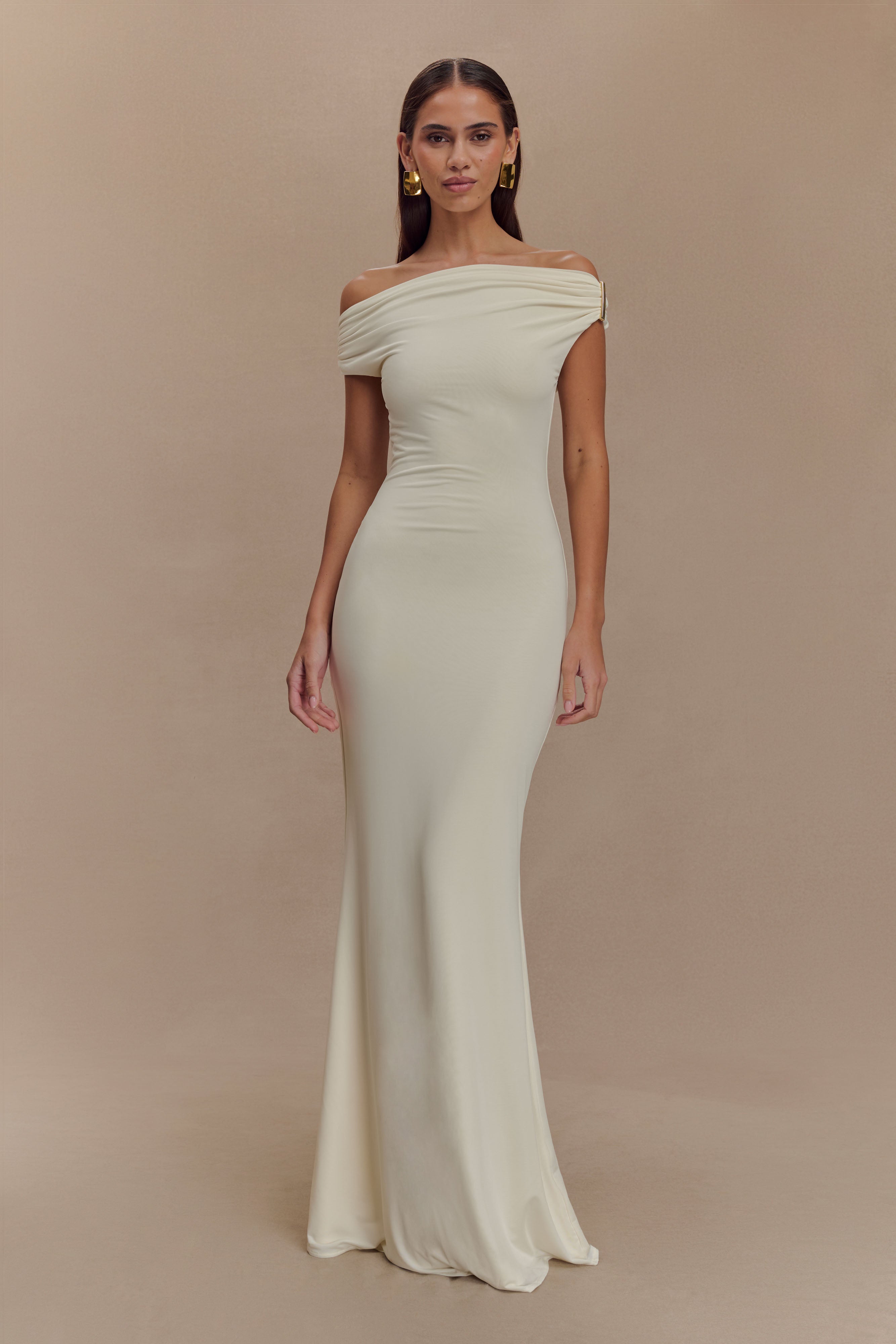GILDED EDGE – MAXI ELEGANCE