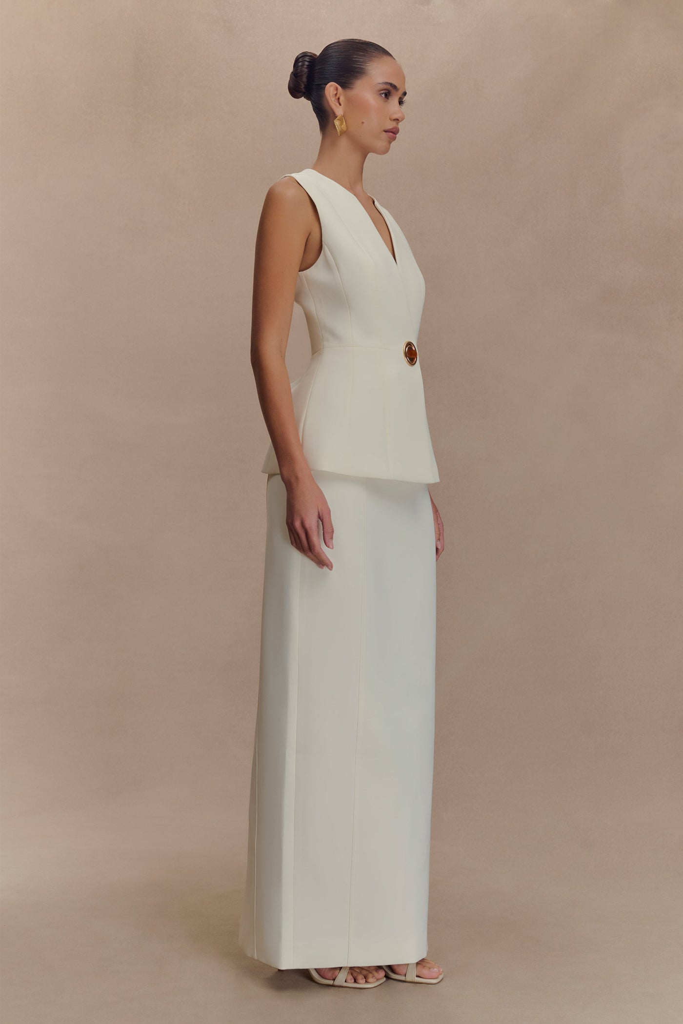 Angelie Suit Vest – Ivory Precision