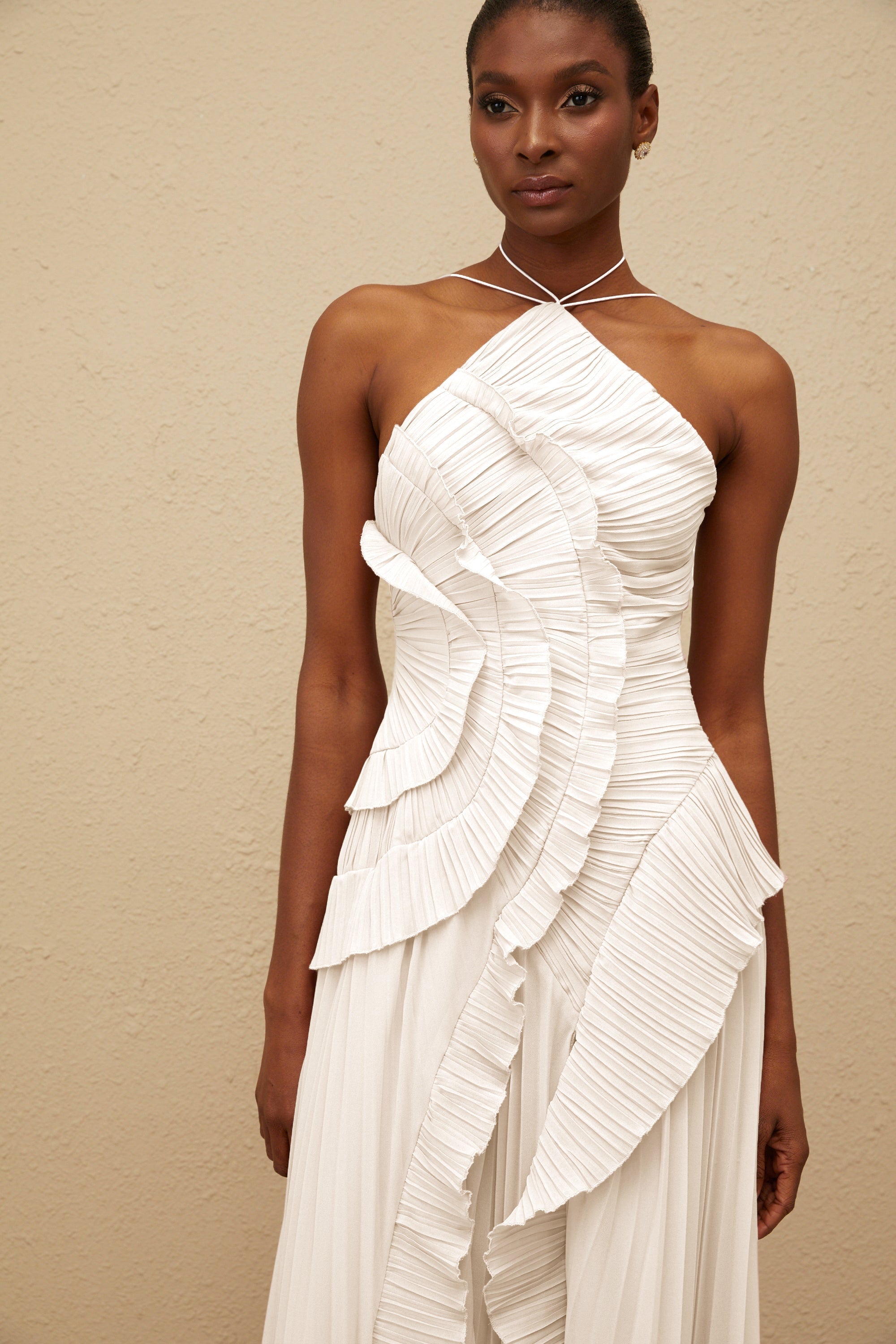 ÉTOILE HALTER DRESS – SCULPTED WHITES