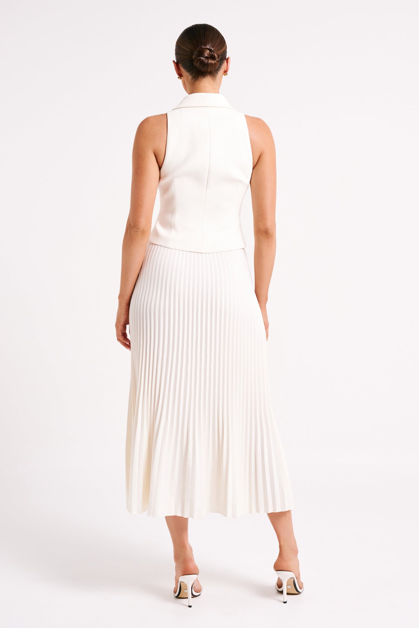 Twyla Pleated Skirt – Sculpted Flow