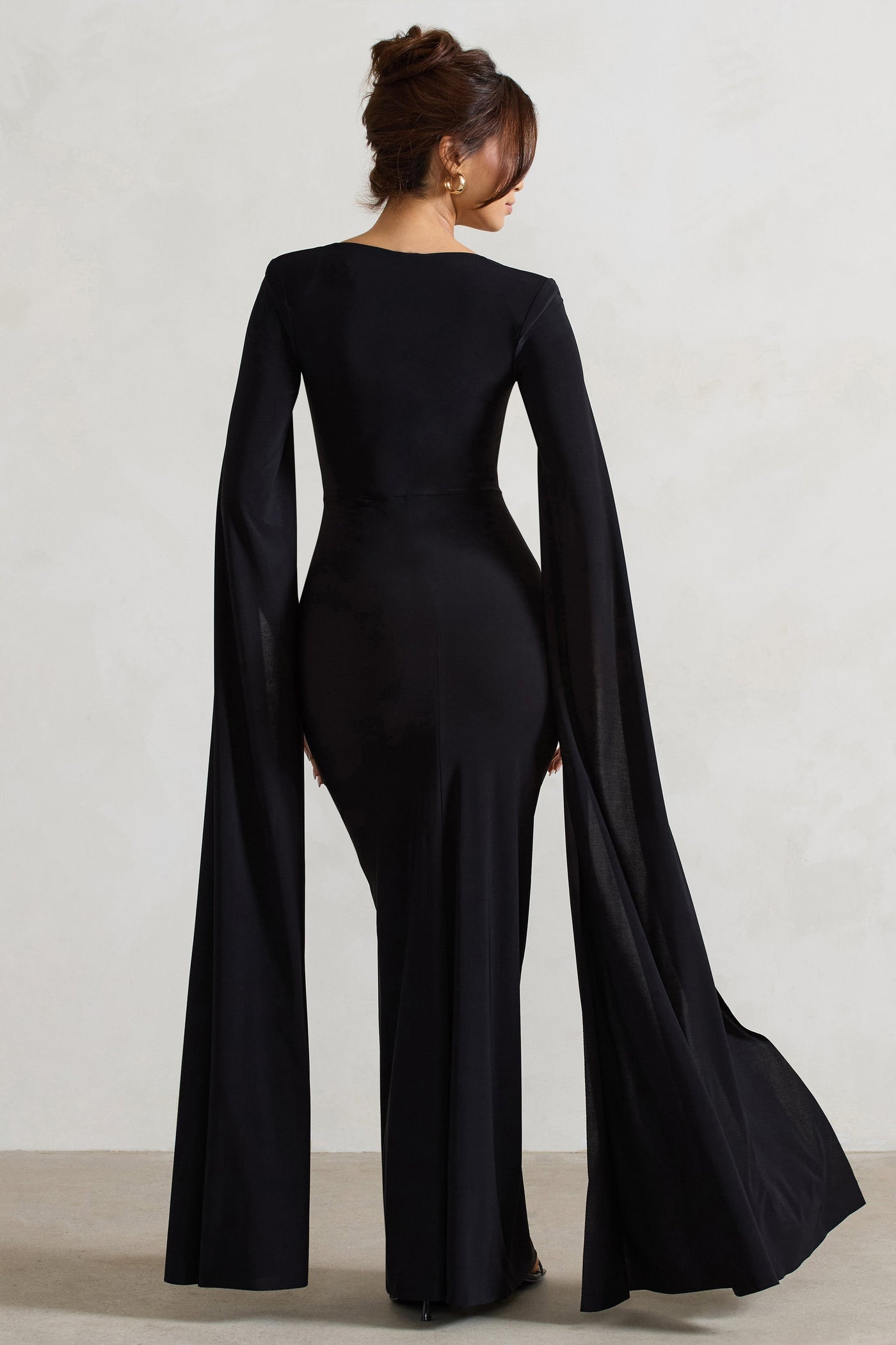 CLARETTA BLACK SET – SCULPTED GLAMOUR
