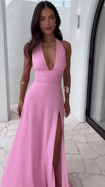 AURÉLA MAXI DRESS – EFFORTLESS RADIANCE
