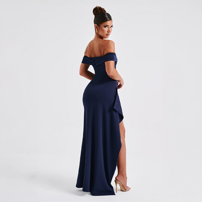 LIVA CONTRAST DRESS – STRIKING ELEGANCE