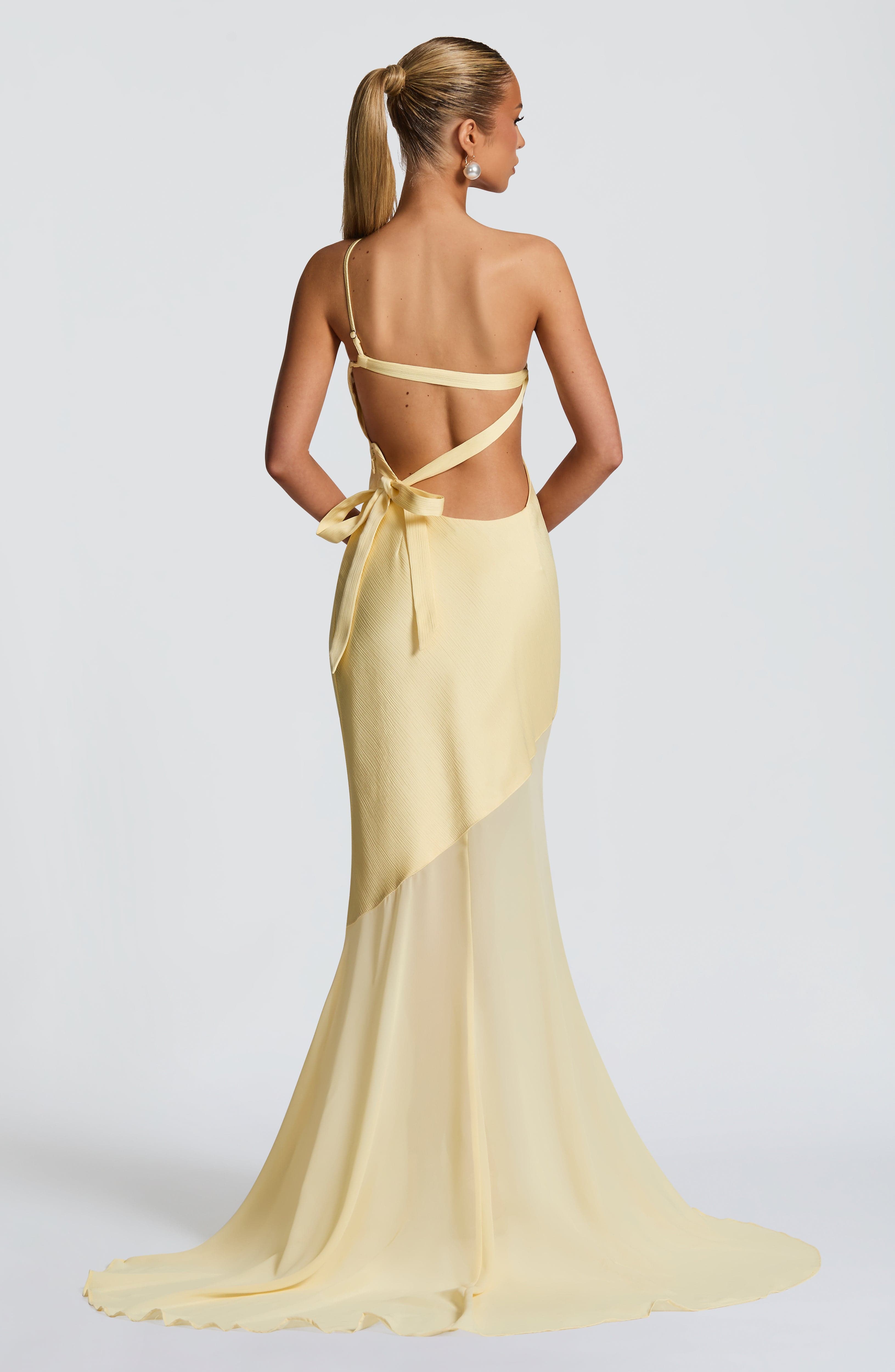 AMARIS ONE-SHOULDER GOWN – Golden Grace
