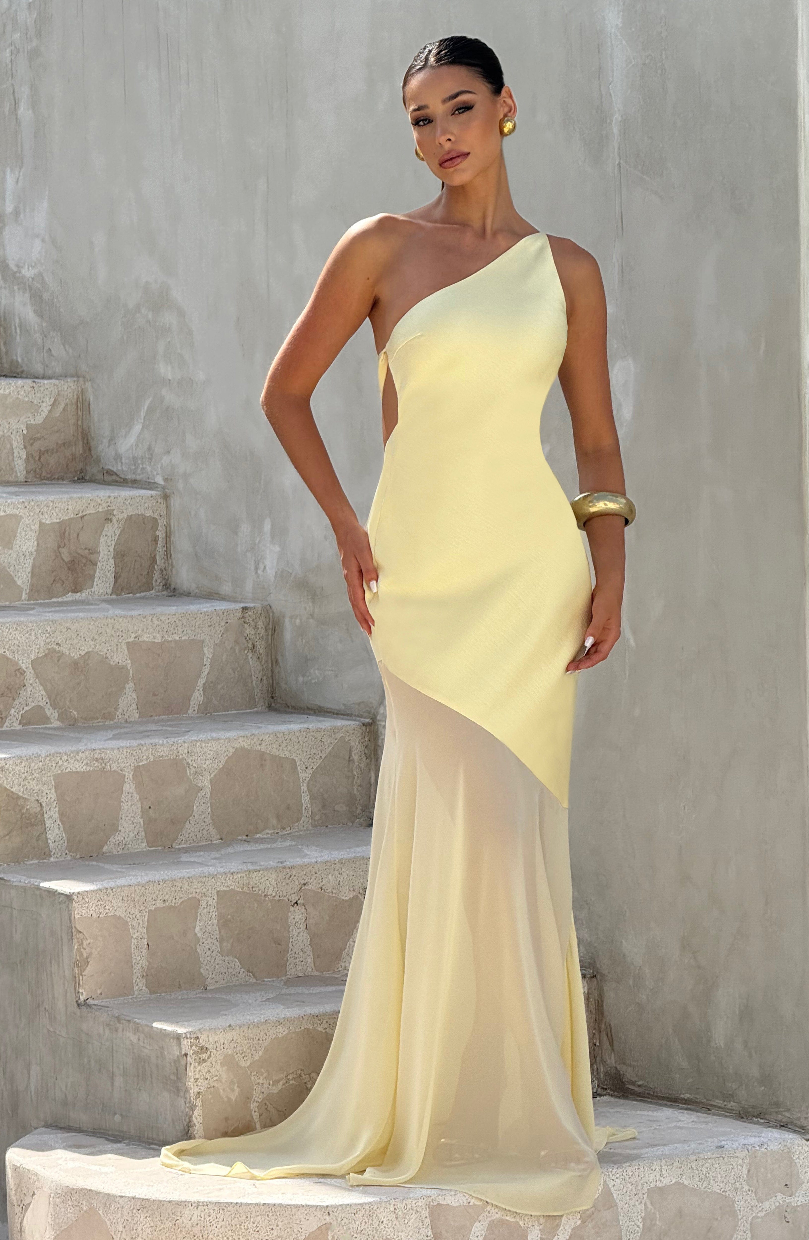AMARIS ONE-SHOULDER GOWN – Golden Grace