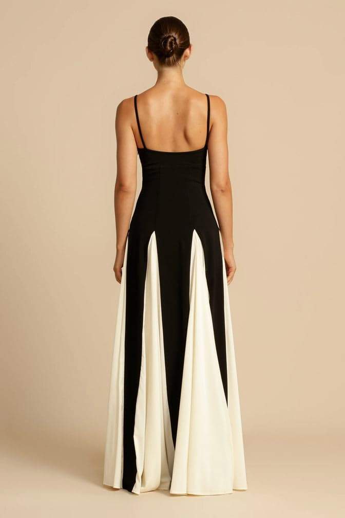 ADELINE SLIP DRESS – EFFORTLESS GLAMOUR