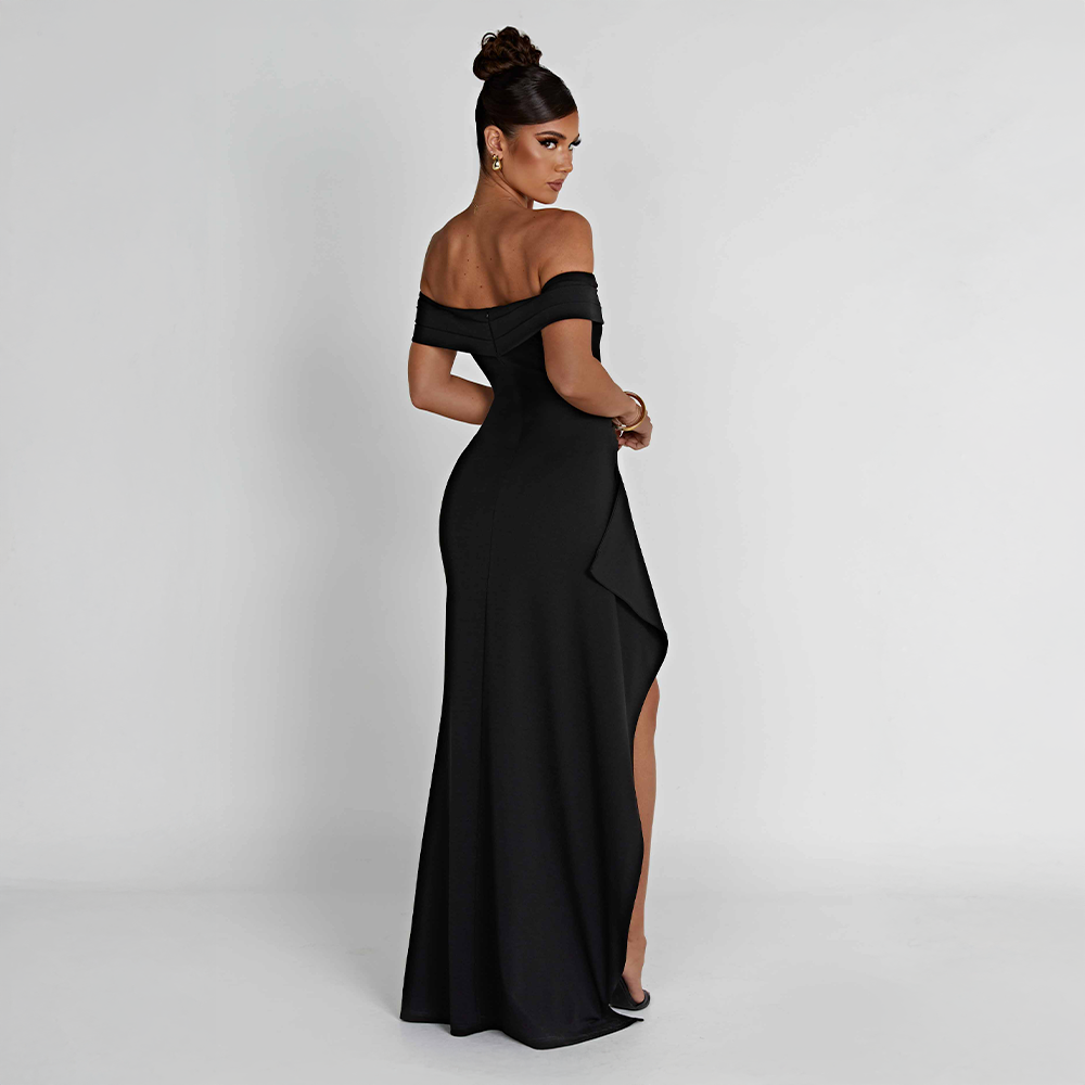 LIVA CONTRAST DRESS – STRIKING ELEGANCE