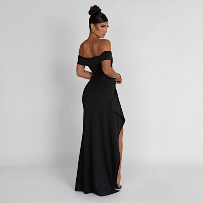 LIVA CONTRAST DRESS – STRIKING ELEGANCE